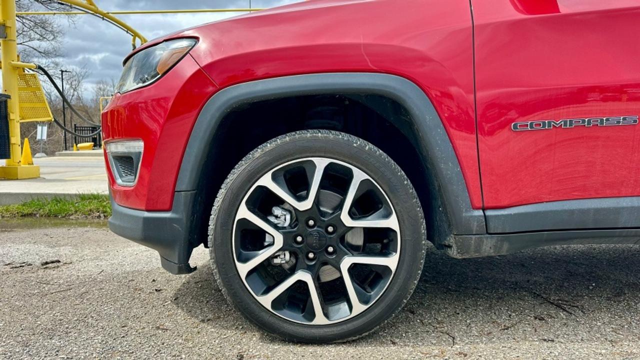2018 Jeep Compass LIMITED Photo