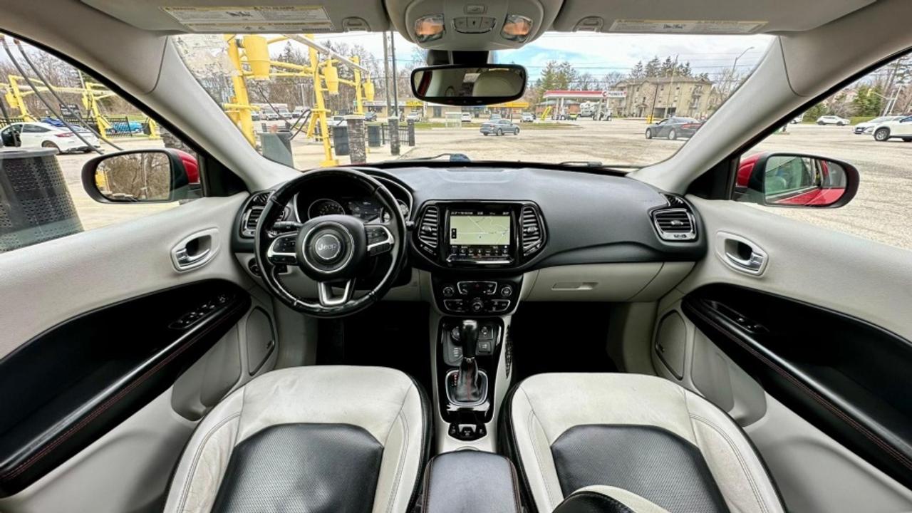 2018 Jeep Compass LIMITED Photo