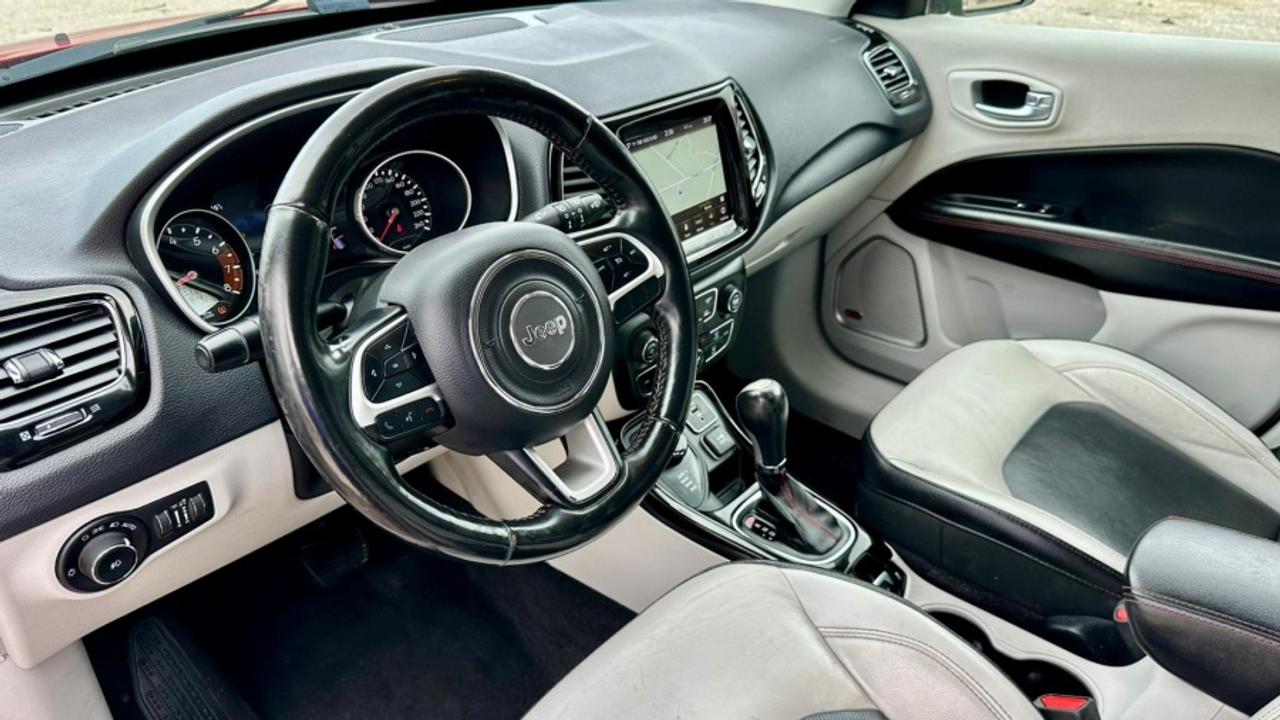 2018 Jeep Compass LIMITED Photo