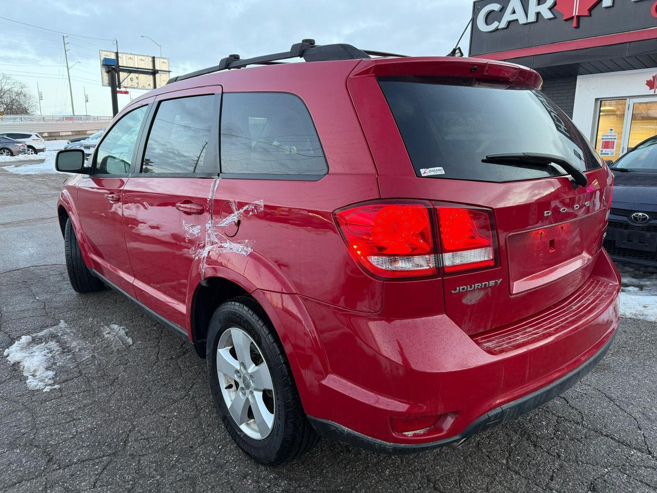 2012 Dodge Journey SXT / AUTO / AC / ALLOYS / YOU SAFTEY YOU SAVE Photo