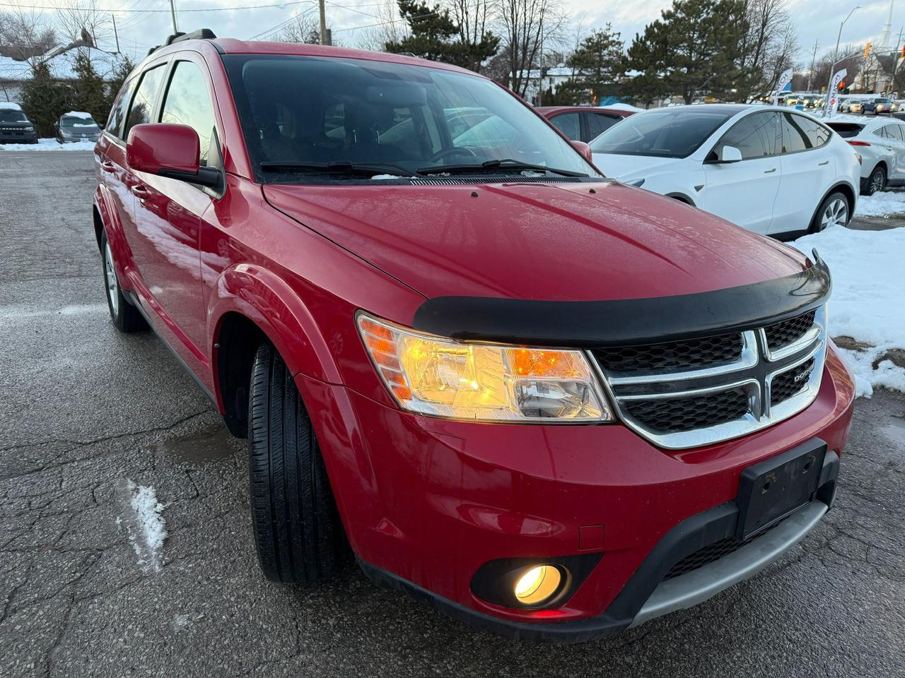 2012 Dodge Journey SXT / AUTO / AC / ALLOYS / YOU SAFTEY YOU SAVE Photo