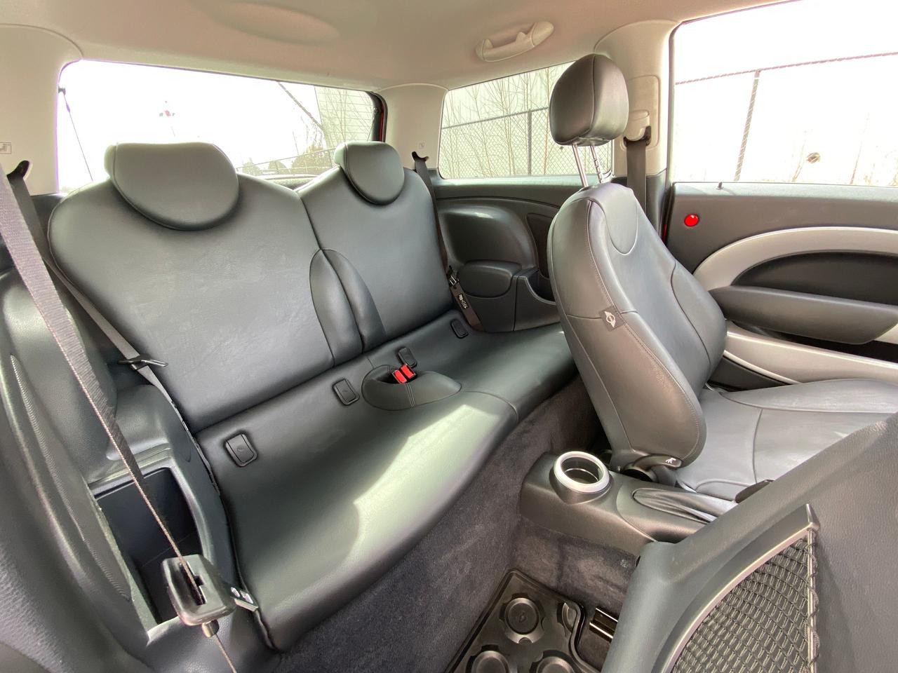 2005 MINI Cooper ONLY 74,000KM Photo