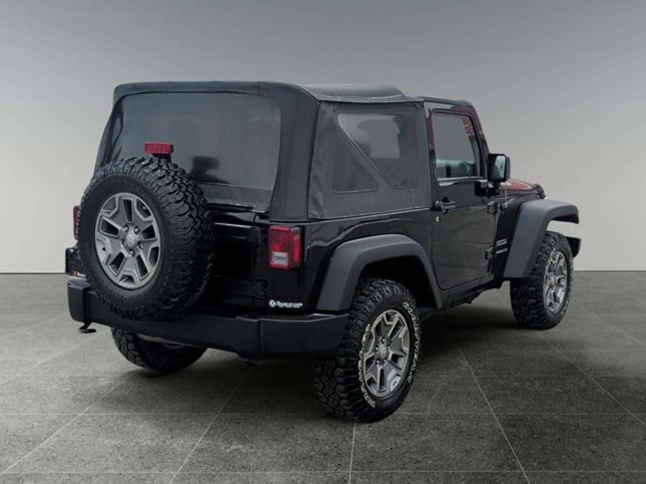 2017 Jeep Wrangler SPORT - Photo #5