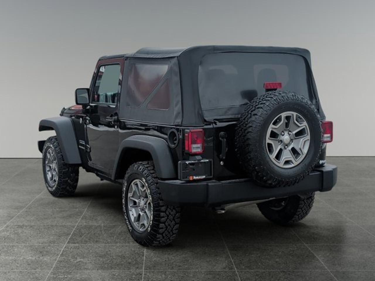 2017 Jeep Wrangler SPORT - Photo #3
