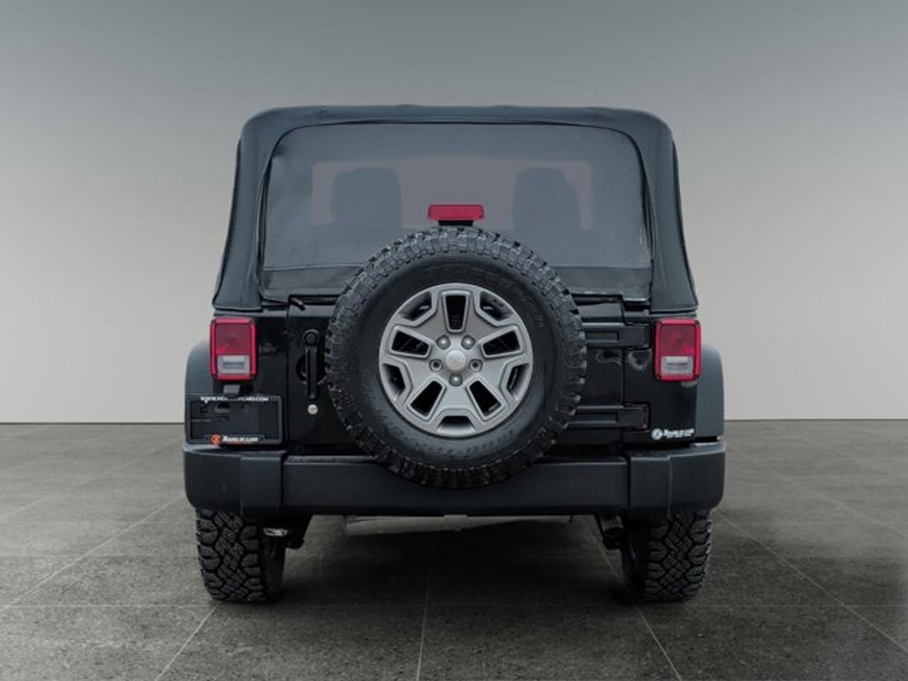 2017 Jeep Wrangler SPORT - Photo #4