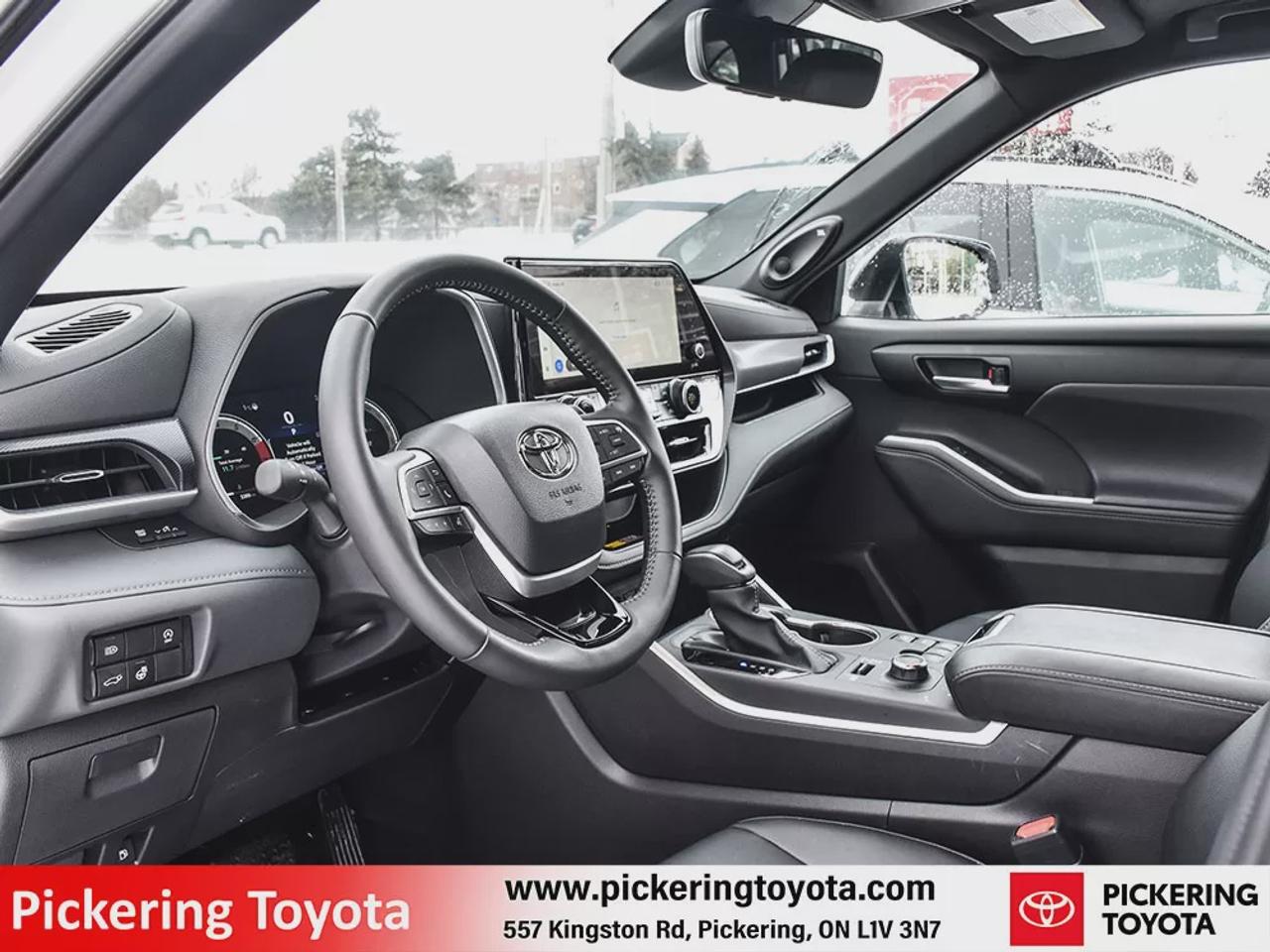 2025 Toyota Highlander XSE Photo