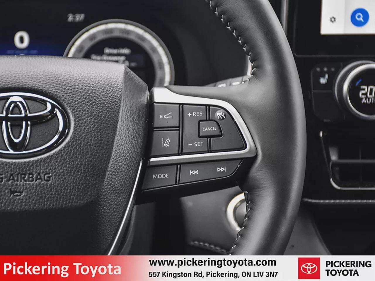 2025 Toyota Highlander XSE Photo