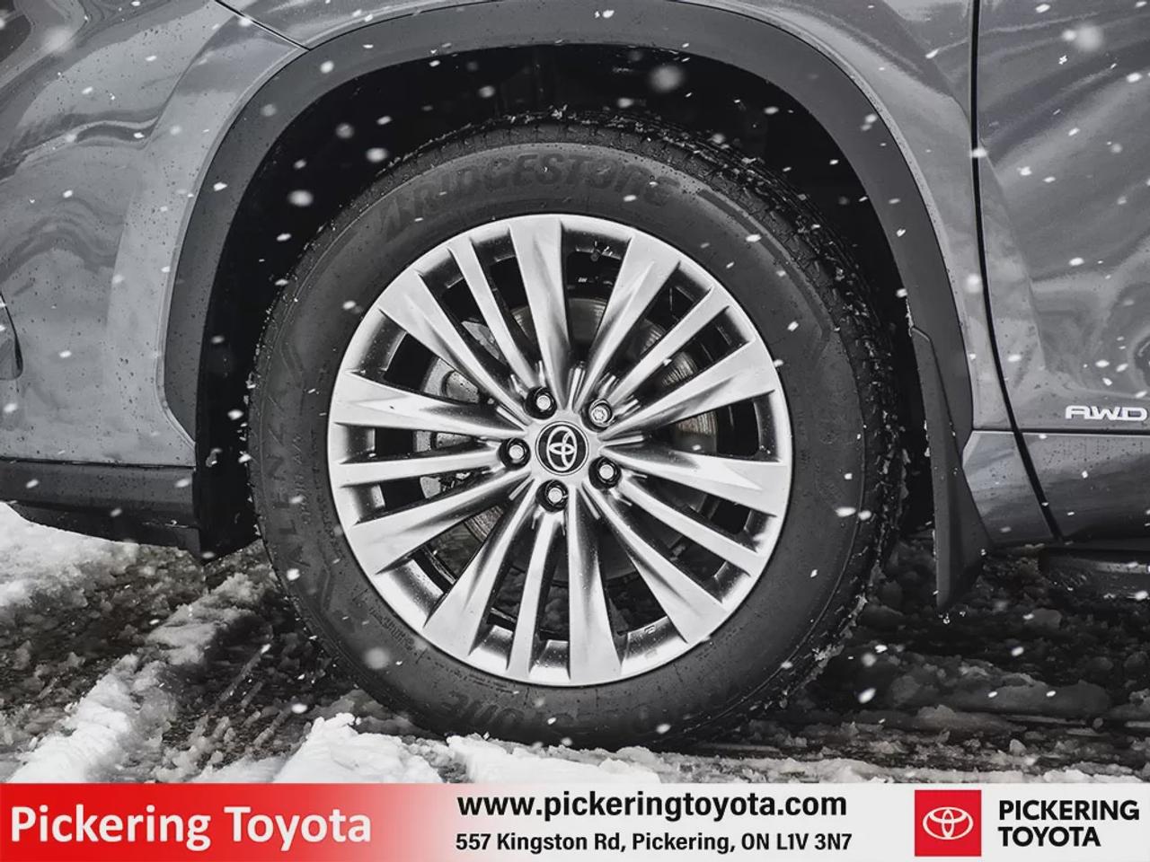 2025 Toyota Highlander Hybrid Limited Platinum Photo