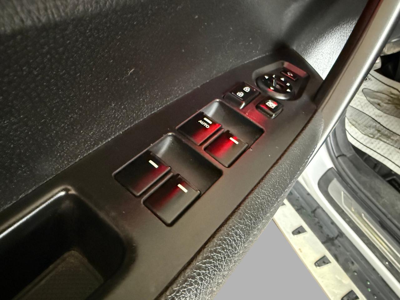 2014 Kia Sorento AWD 4dr V6 Auto SX w/3rd Row Photo