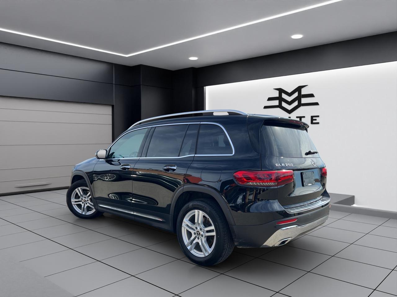 2022 Mercedes-Benz G-Class GLB 250 4MATIC - 7 Passenger - Reverse Camera !!! Photo4