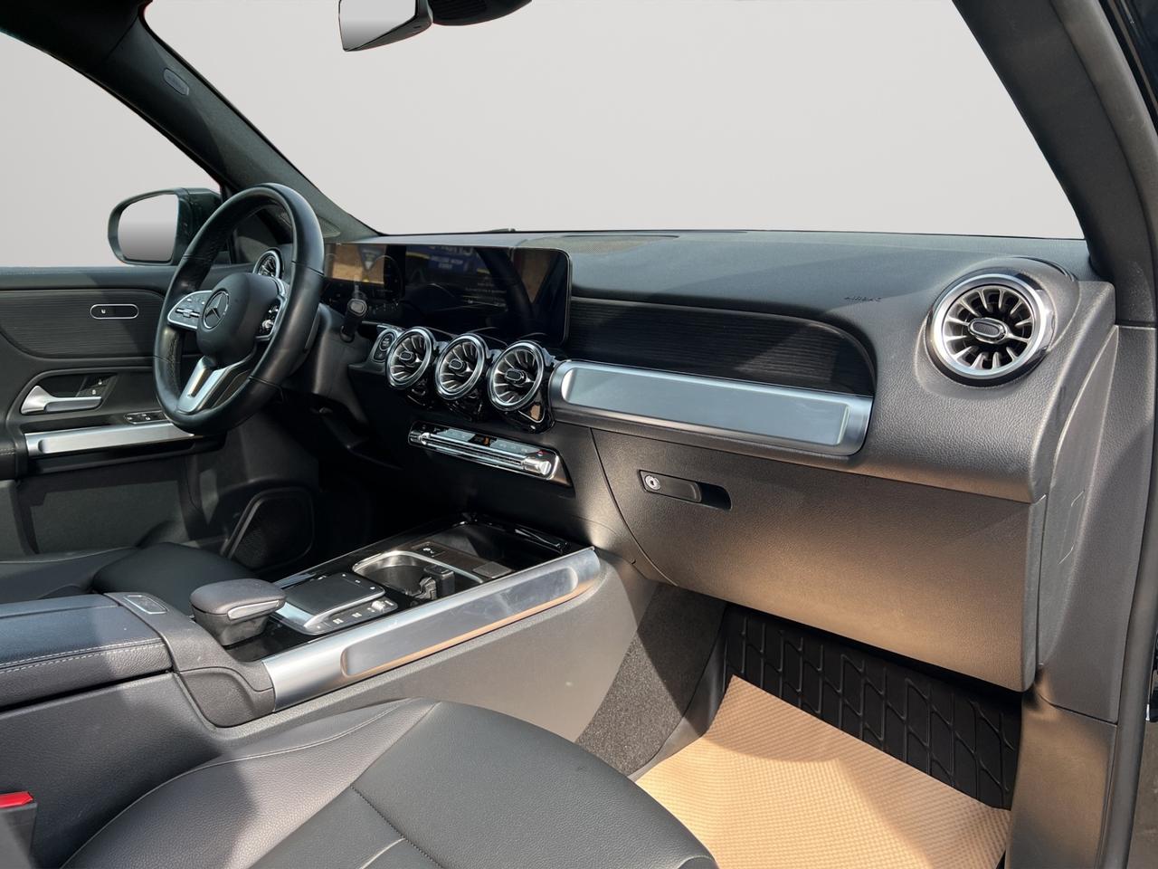 2022 Mercedes-Benz G-Class GLB 250 4MATIC - 7 Passenger - Reverse Camera !!! Photo