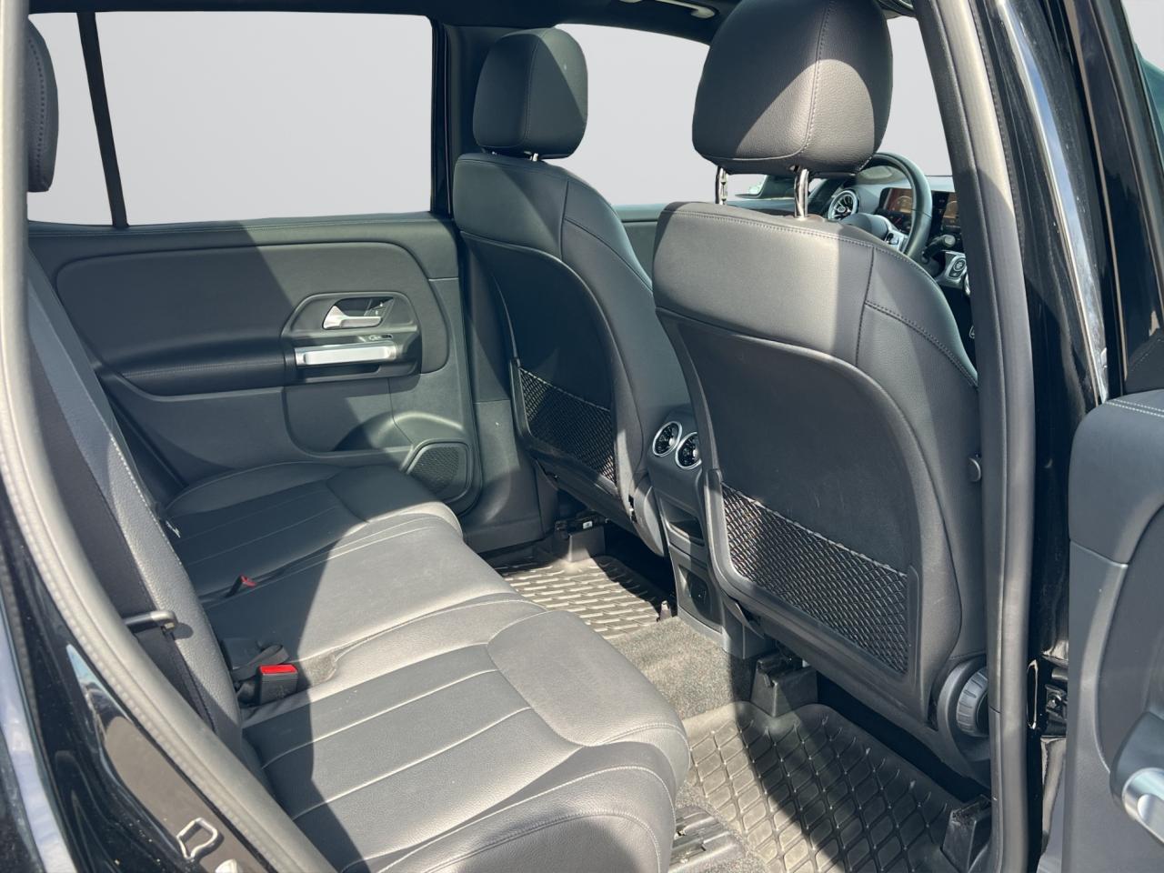 2022 Mercedes-Benz G-Class GLB 250 4MATIC - 7 Passenger - Reverse Camera !!! Photo