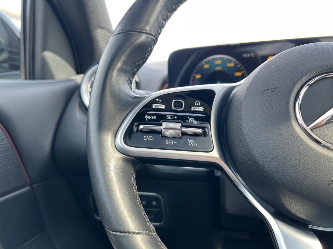 2022 Mercedes-Benz G-Class GLB 250 4MATIC - 7 Passenger - Reverse Camera !!! Photo