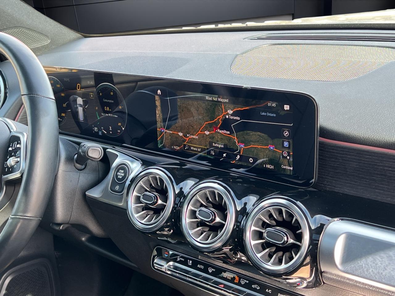 2022 Mercedes-Benz G-Class GLB 250 4MATIC - 7 Passenger - Reverse Camera !!! Photo