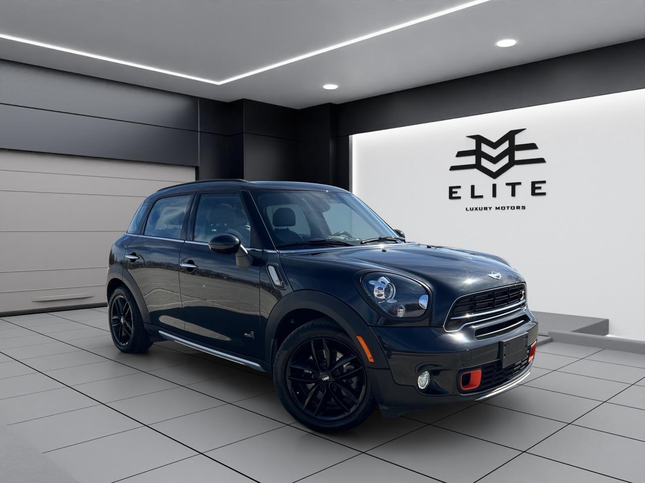 2015 MINI Cooper Countryman S PKG - ALL4 - LOW KMS - 34,000KMS ONLY !!! Photo0