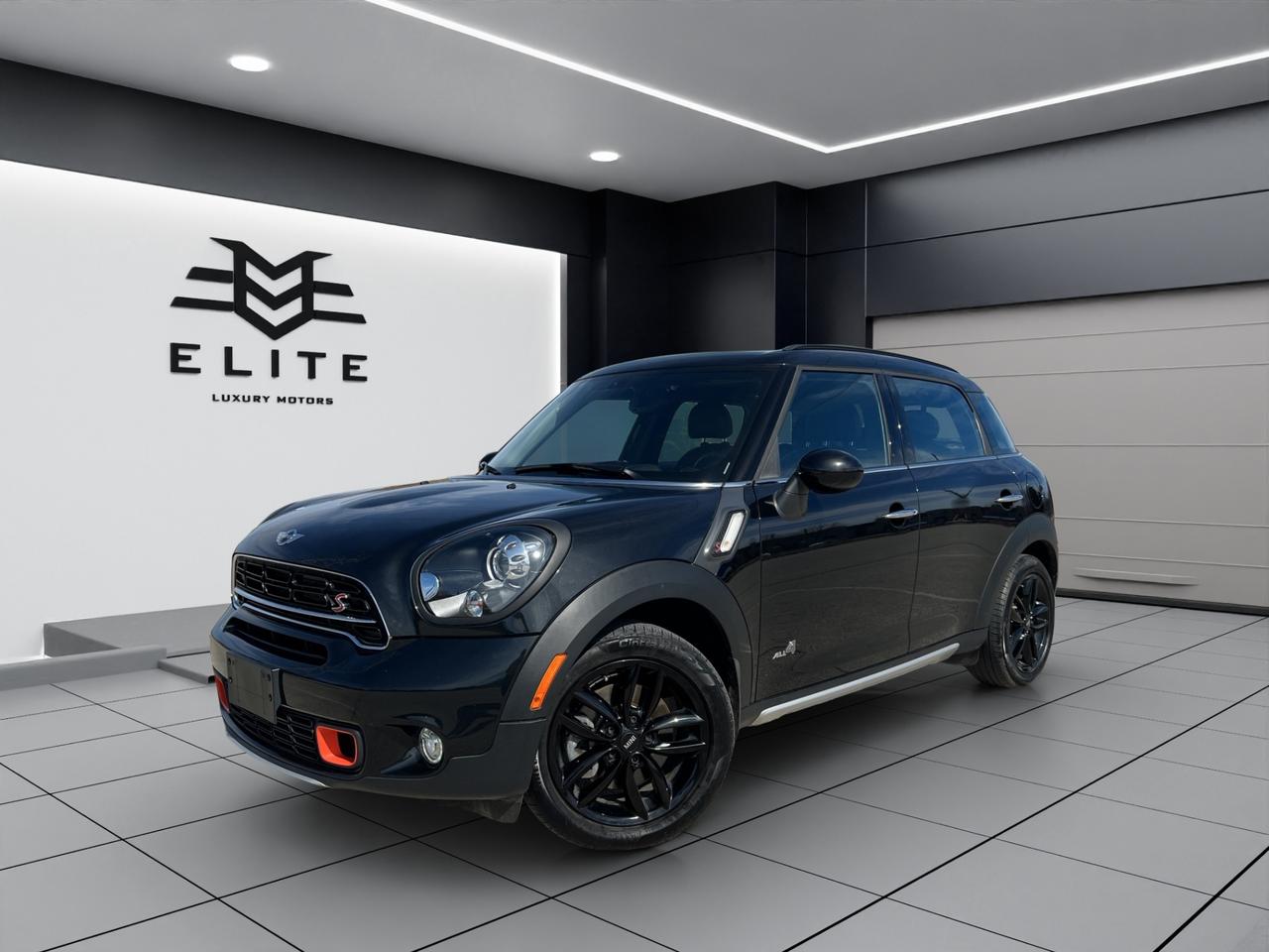 2015 MINI Cooper Countryman S PKG - ALL4 - LOW KMS - 34,000KMS ONLY !!! Photo3