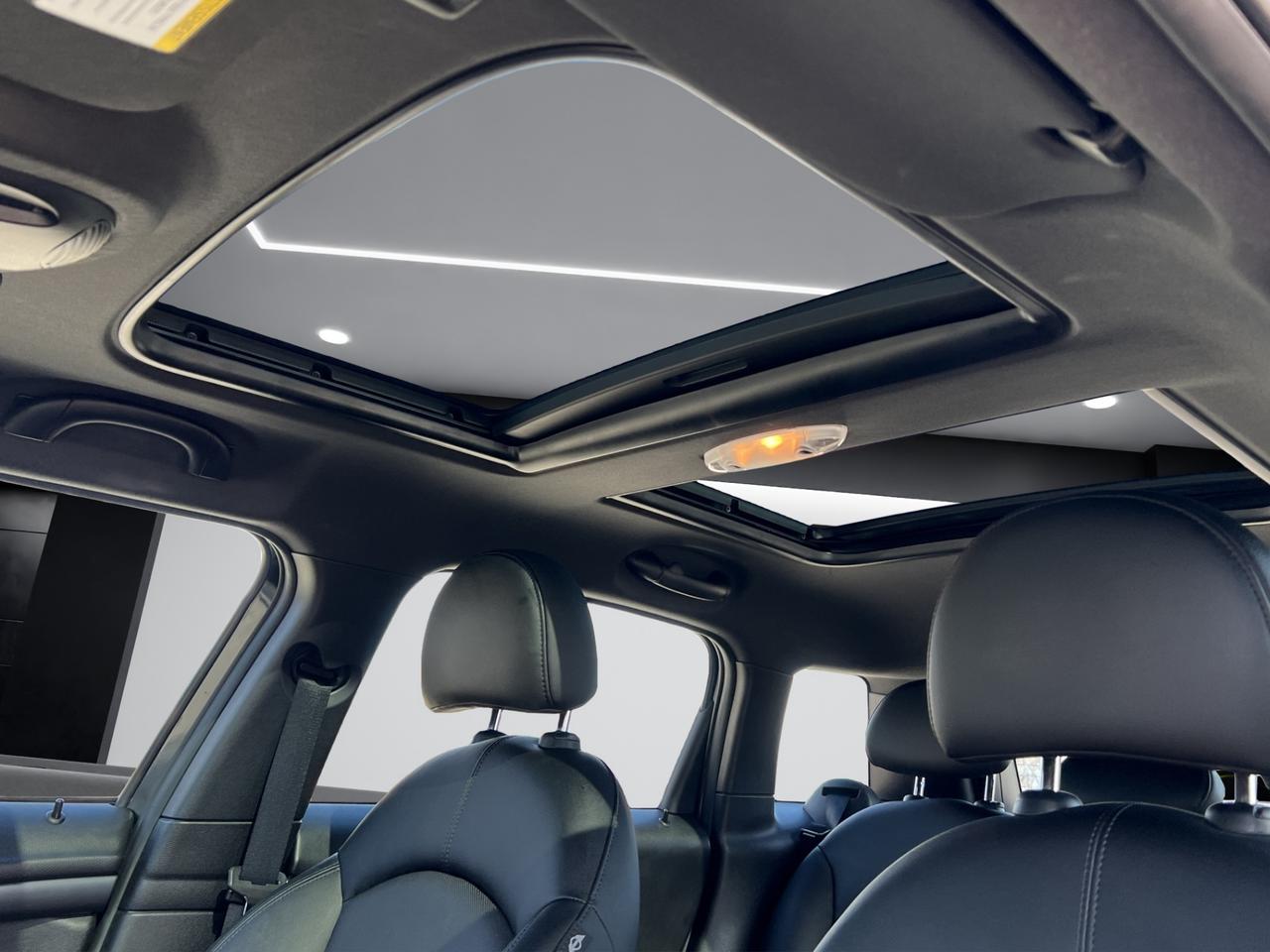 2015 MINI Cooper Countryman S PKG - ALL4 - LOW KMS - 34,000KMS ONLY !!! Photo