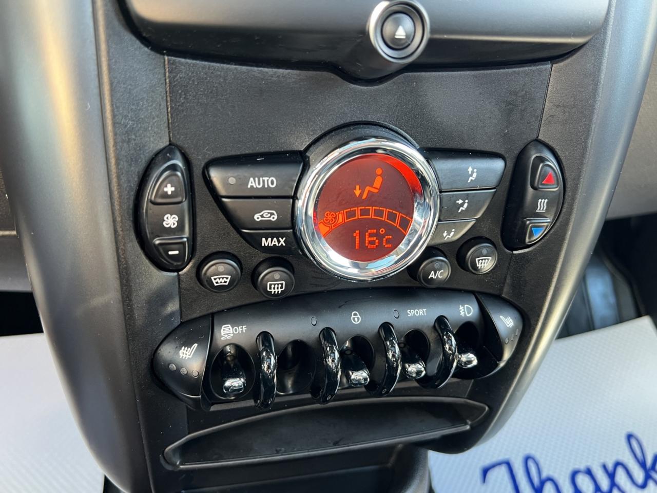 2015 MINI Cooper Countryman S PKG - ALL4 - LOW KMS - 34,000KMS ONLY !!! Photo