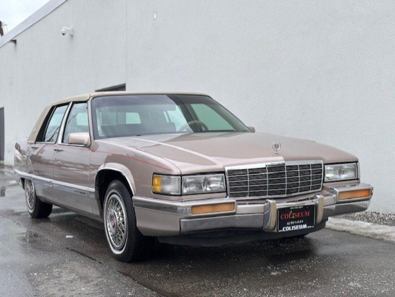 1991 Cadillac Fleetwood V8 **VINYL TOP-SENIOR DRIVEN-NO ACCIDENTS** Photo