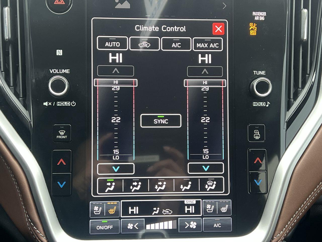 2022 Subaru Outback Premier AWD, MOONROOF, HEATED LEATHER SEATS, MEMORY SEATS, BACK UP CAM, SIRIUS XM, POWER LIFTGATE!! Photo