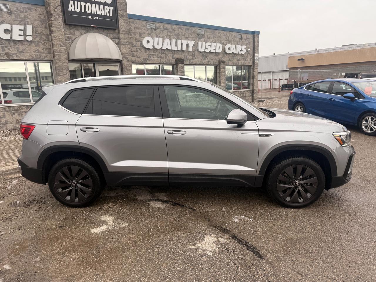 2024 Volkswagen Taos Comfortline Wireless Apple CarPlay/Android Auto Photo