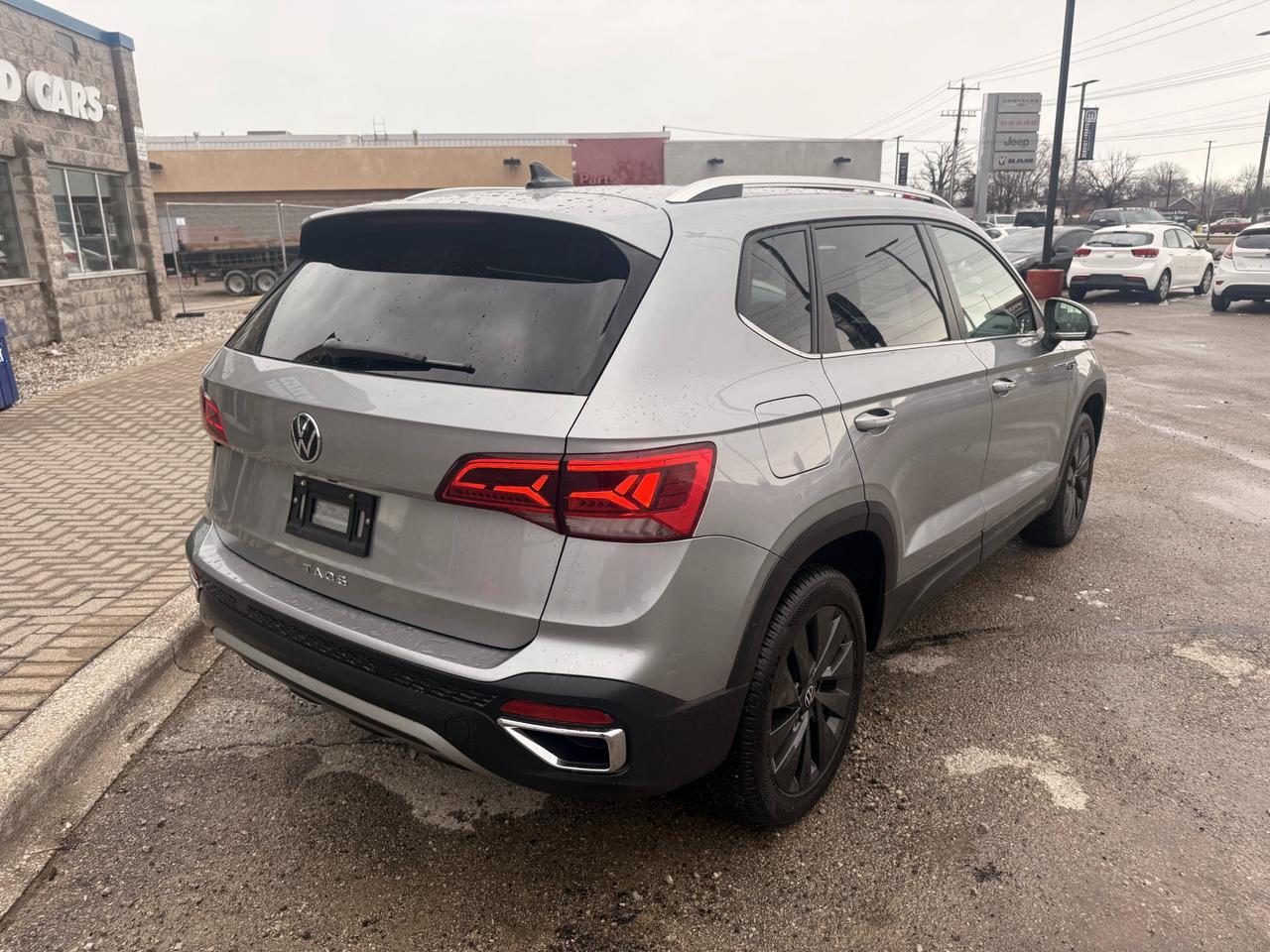 2024 Volkswagen Taos Comfortline Wireless Apple CarPlay/Android Auto Photo