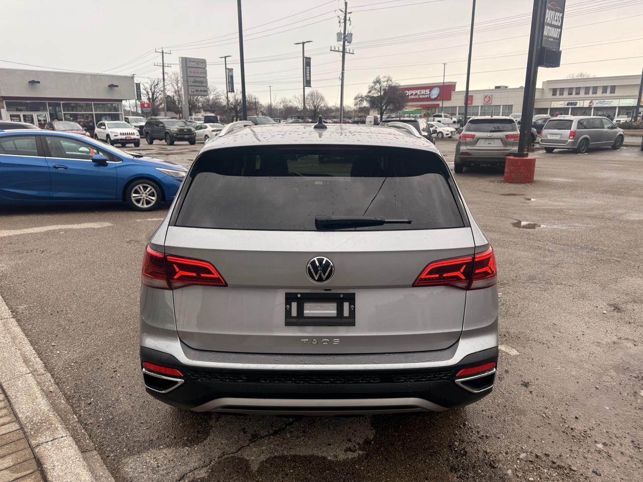 2024 Volkswagen Taos Comfortline Wireless Apple CarPlay/Android Auto Photo