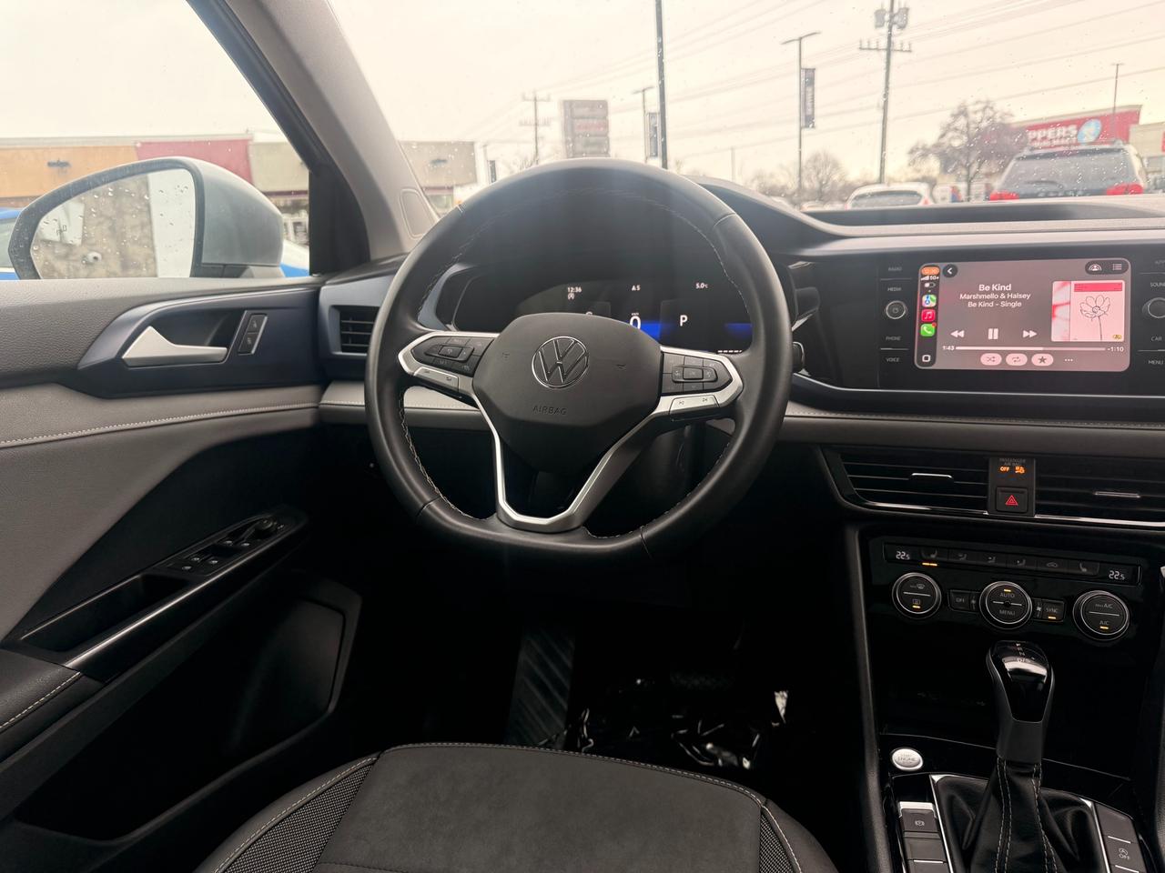 2024 Volkswagen Taos Comfortline Wireless Apple CarPlay/Android Auto Photo