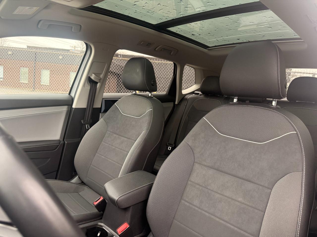 2024 Volkswagen Taos Comfortline Wireless Apple CarPlay/Android Auto Photo