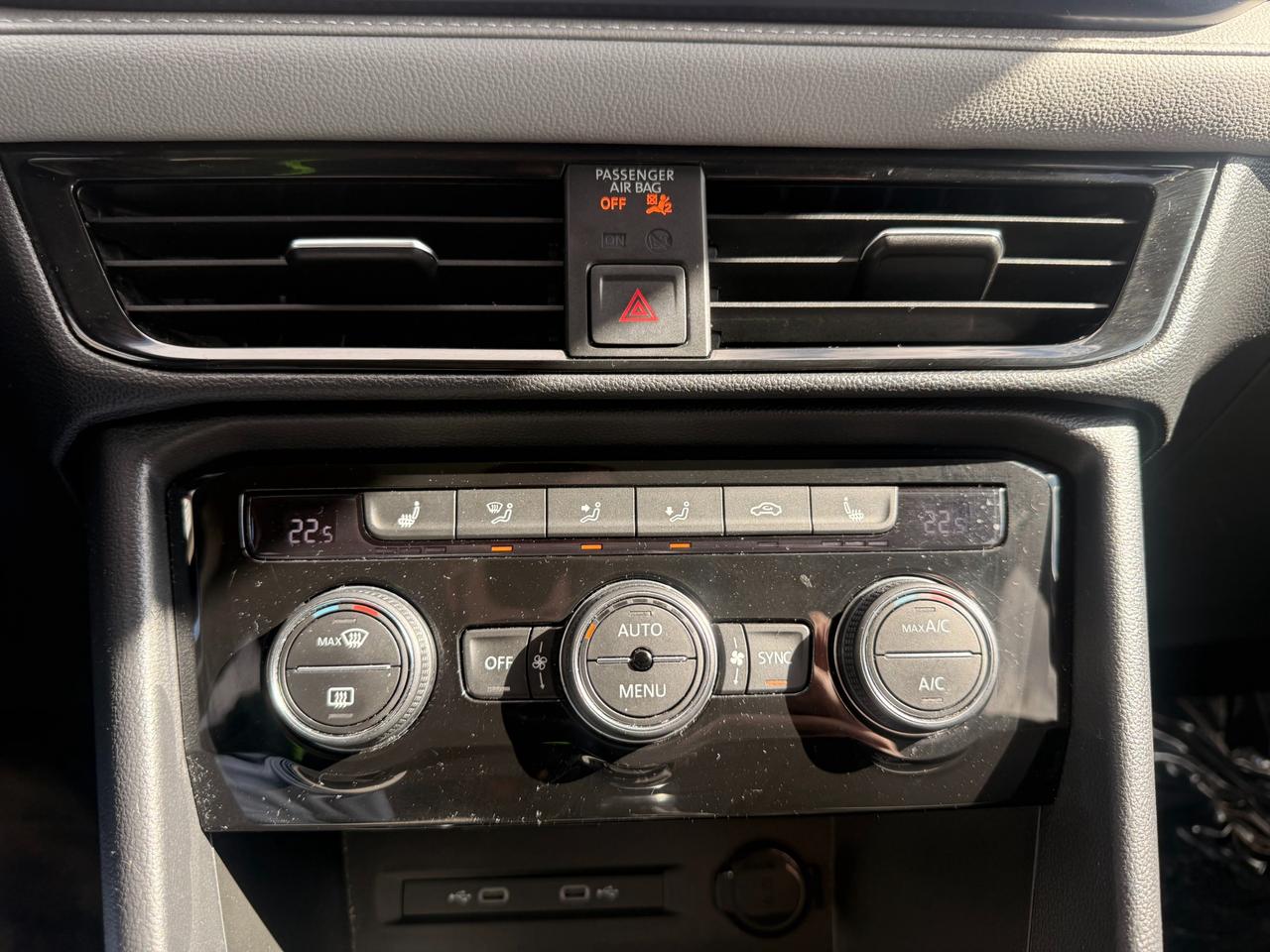 2024 Volkswagen Taos Comfortline Wireless Apple CarPlay/Android Auto Photo