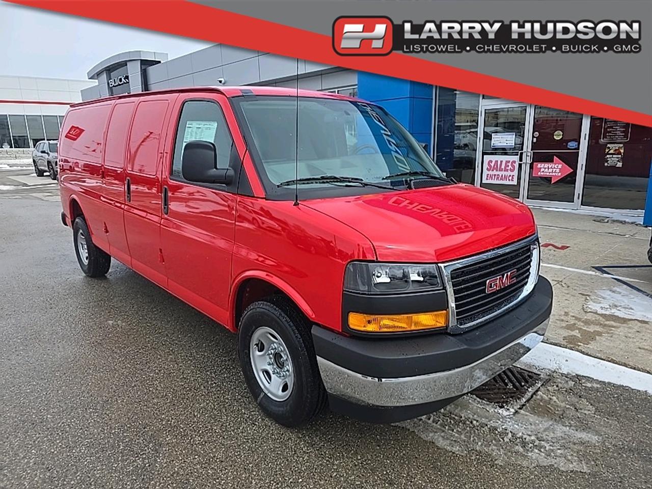 2026 GMC Savana 3500 Work Van Photo