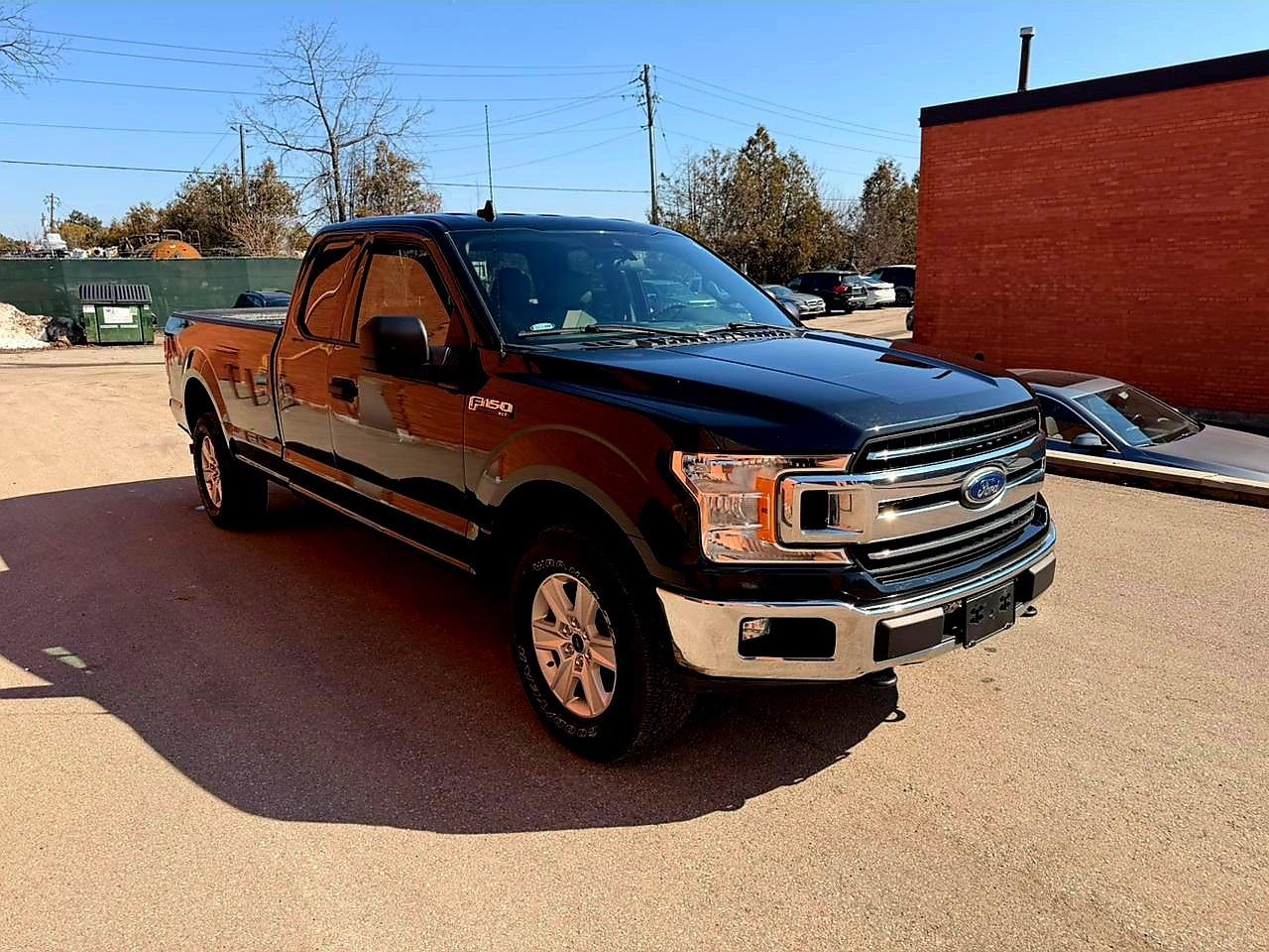 2020 Ford F-150 XLT 4WD SUPERCAB 8' BOX Photo