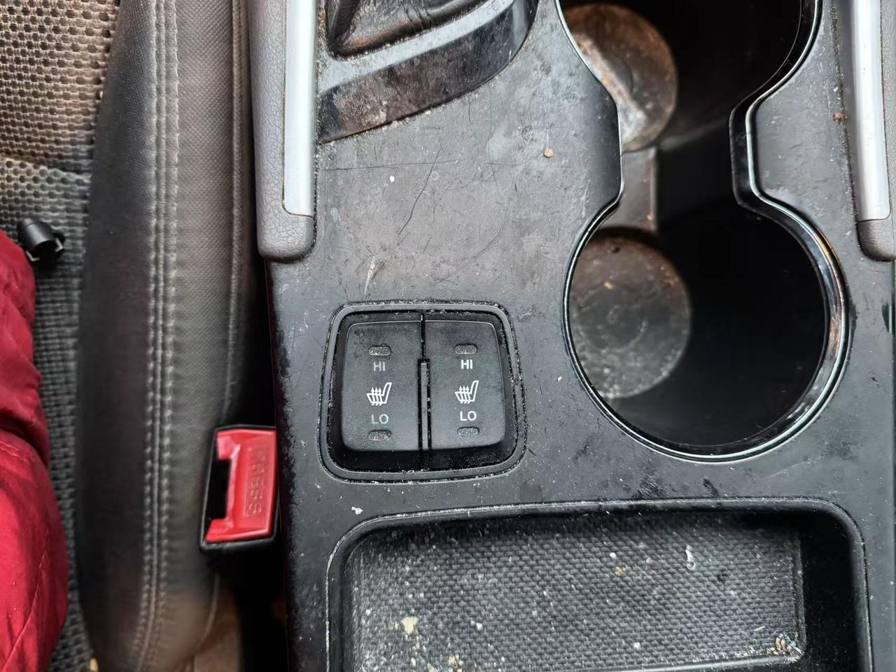 2012 Hyundai Sonata 4dr Sdn 2.4L Auto GLS Photo