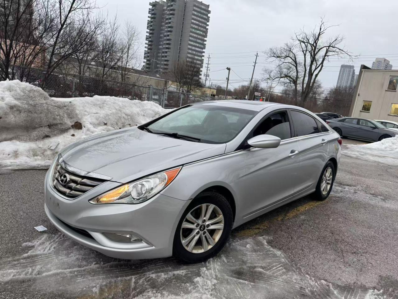 Used 2012 Hyundai Sonata 4dr Sdn 2.4L Auto GLS for sale in Toronto, ON