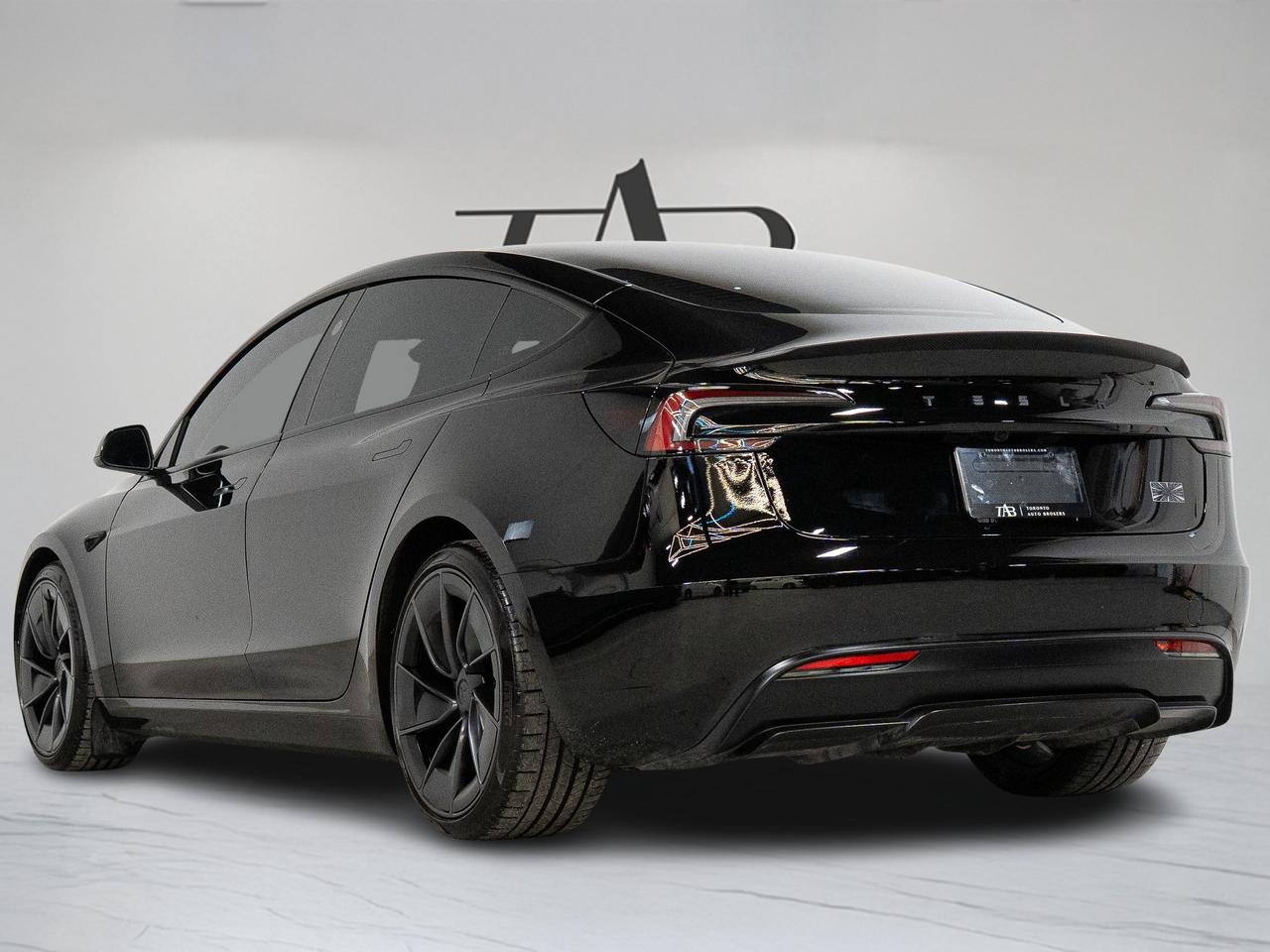 2024 Tesla Model 3 PERFORMANCE | 20 IN Photo4