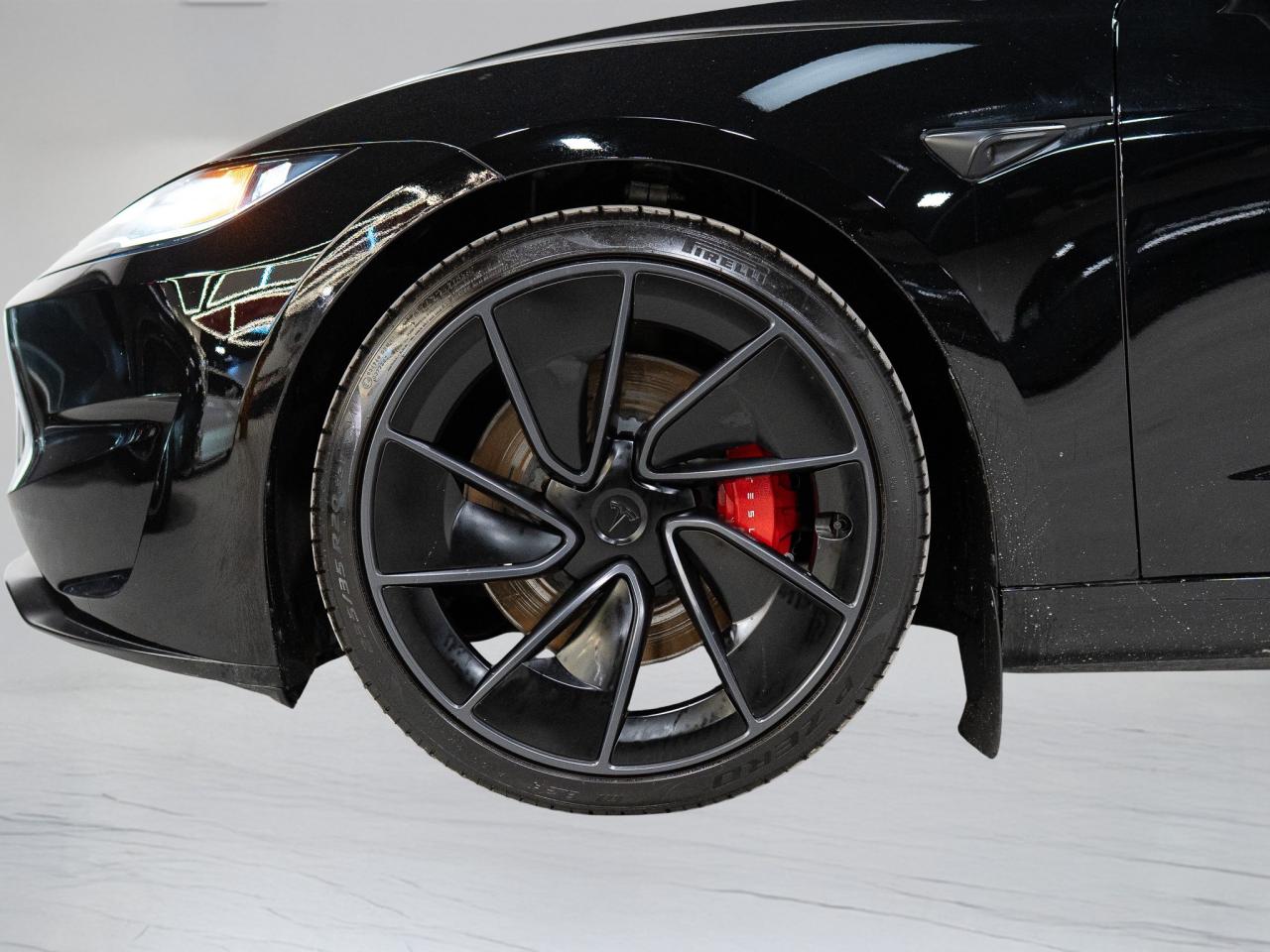 2024 Tesla Model 3 PERFORMANCE | 20 IN Photo