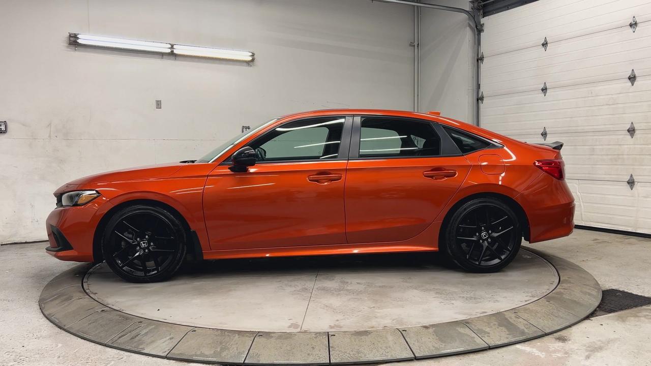 2022 Honda Civic SI | 6-SPEED | 200HP TURBO | SUNROOF | HTD SEATS Photo