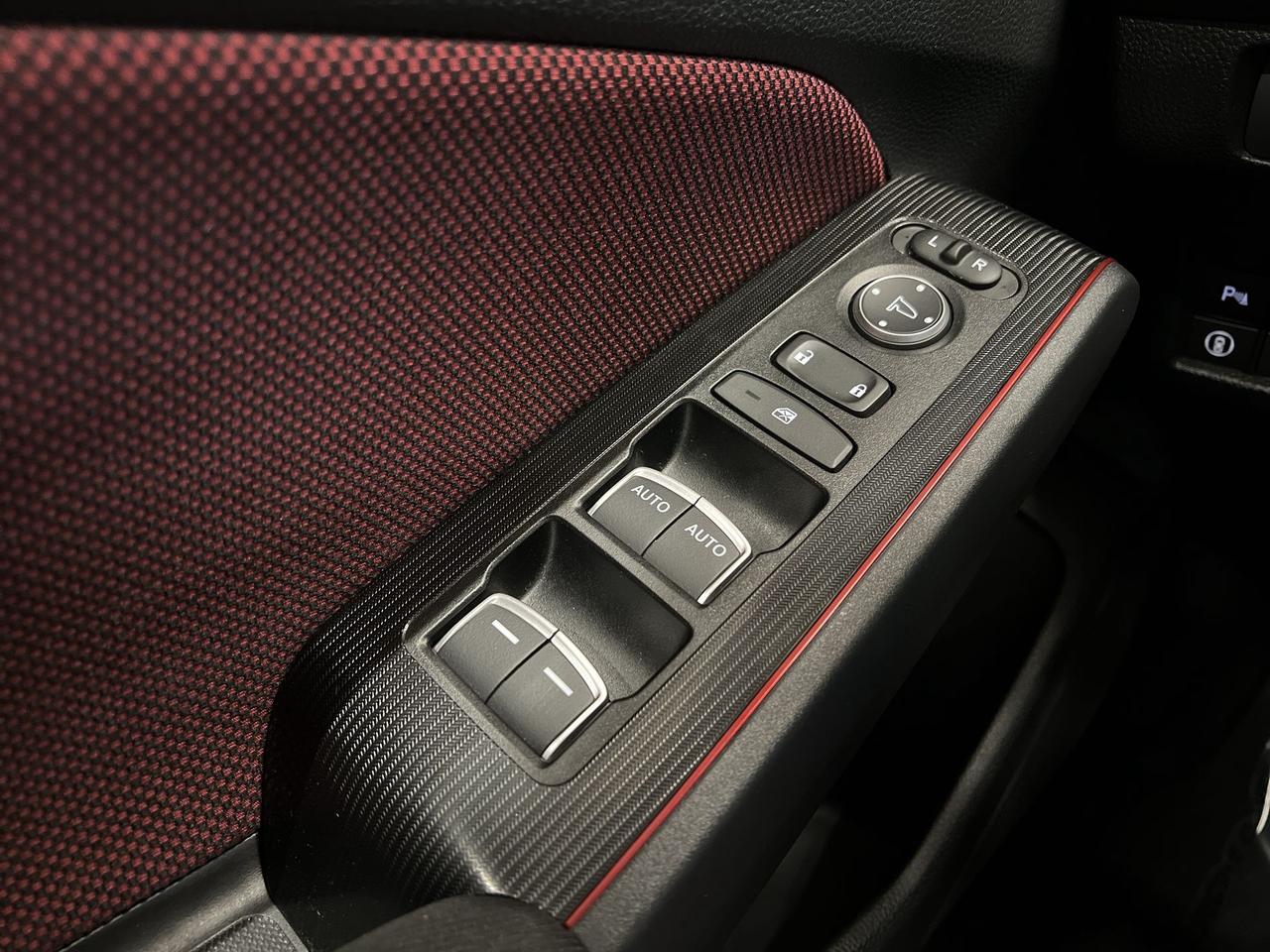 2022 Honda Civic SI | 6-SPEED | 200HP TURBO | SUNROOF | HTD SEATS Photo