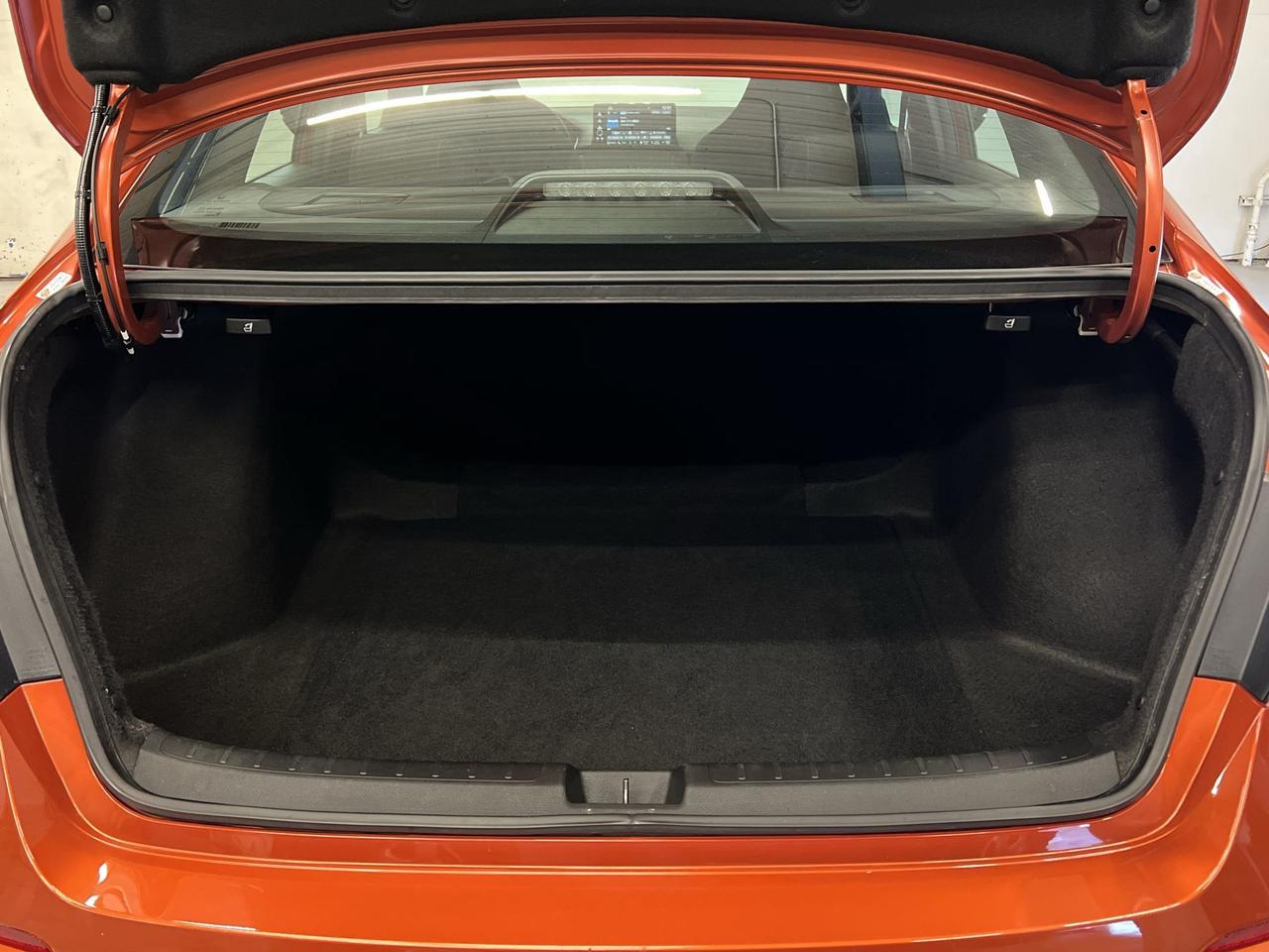 2022 Honda Civic SI | 6-SPEED | 200HP TURBO | SUNROOF | HTD SEATS Photo