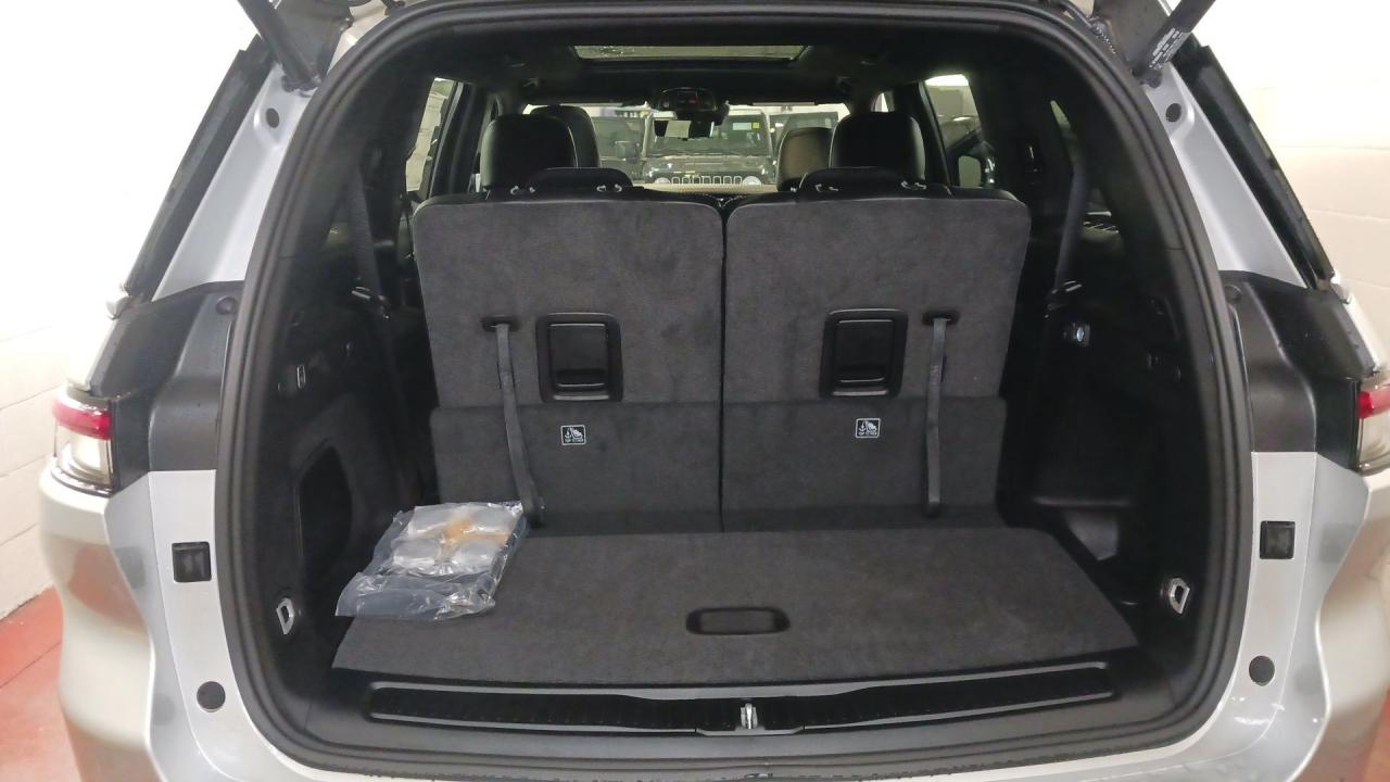 2026 Jeep Grand Cherokee L Limited 4x4 Photo