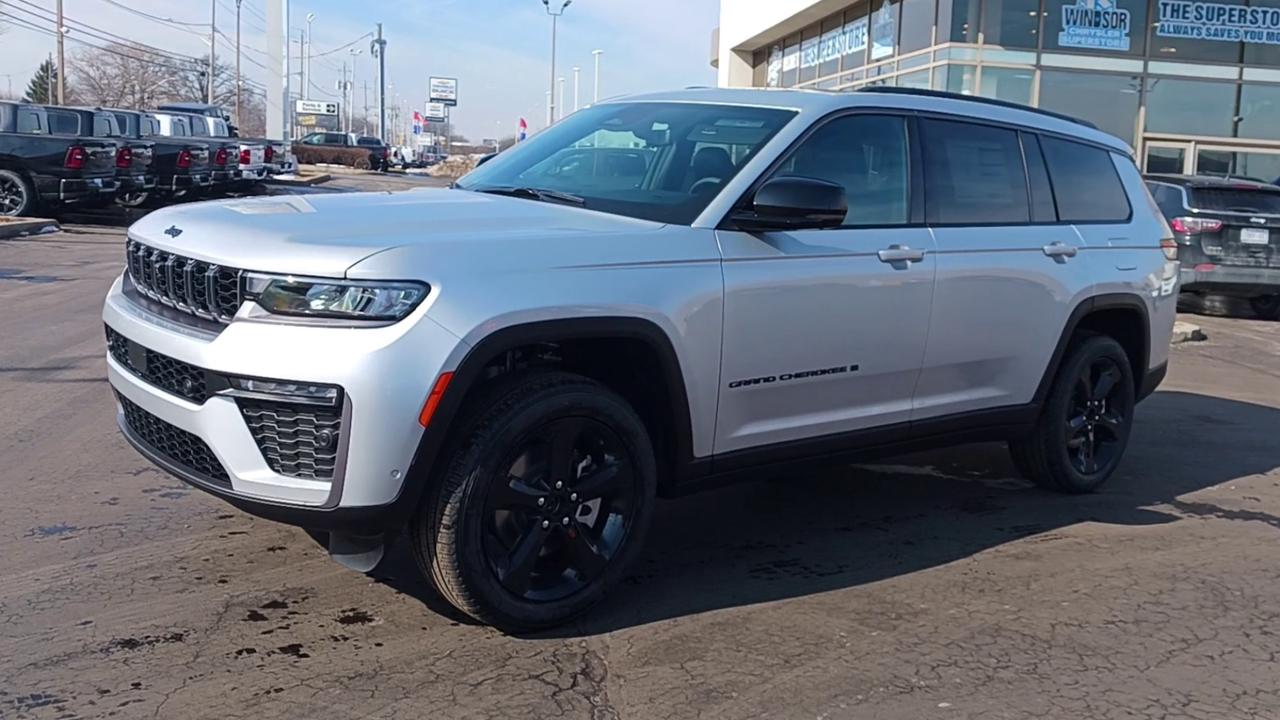 2026 Jeep Grand Cherokee L Limited 4x4 Photo