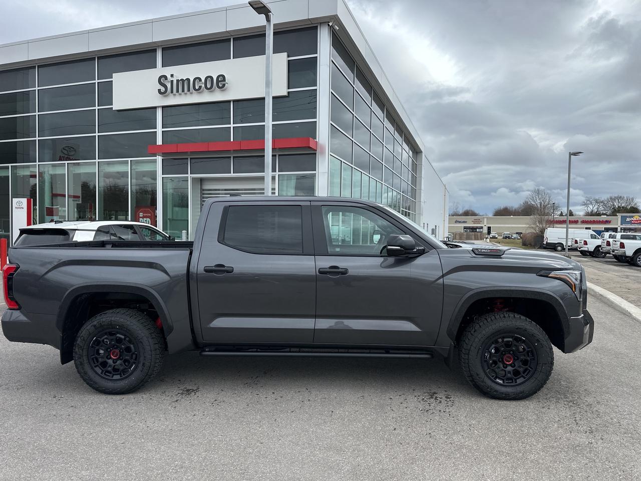 2026 Toyota Tundra LIMITED HYBRID Photo