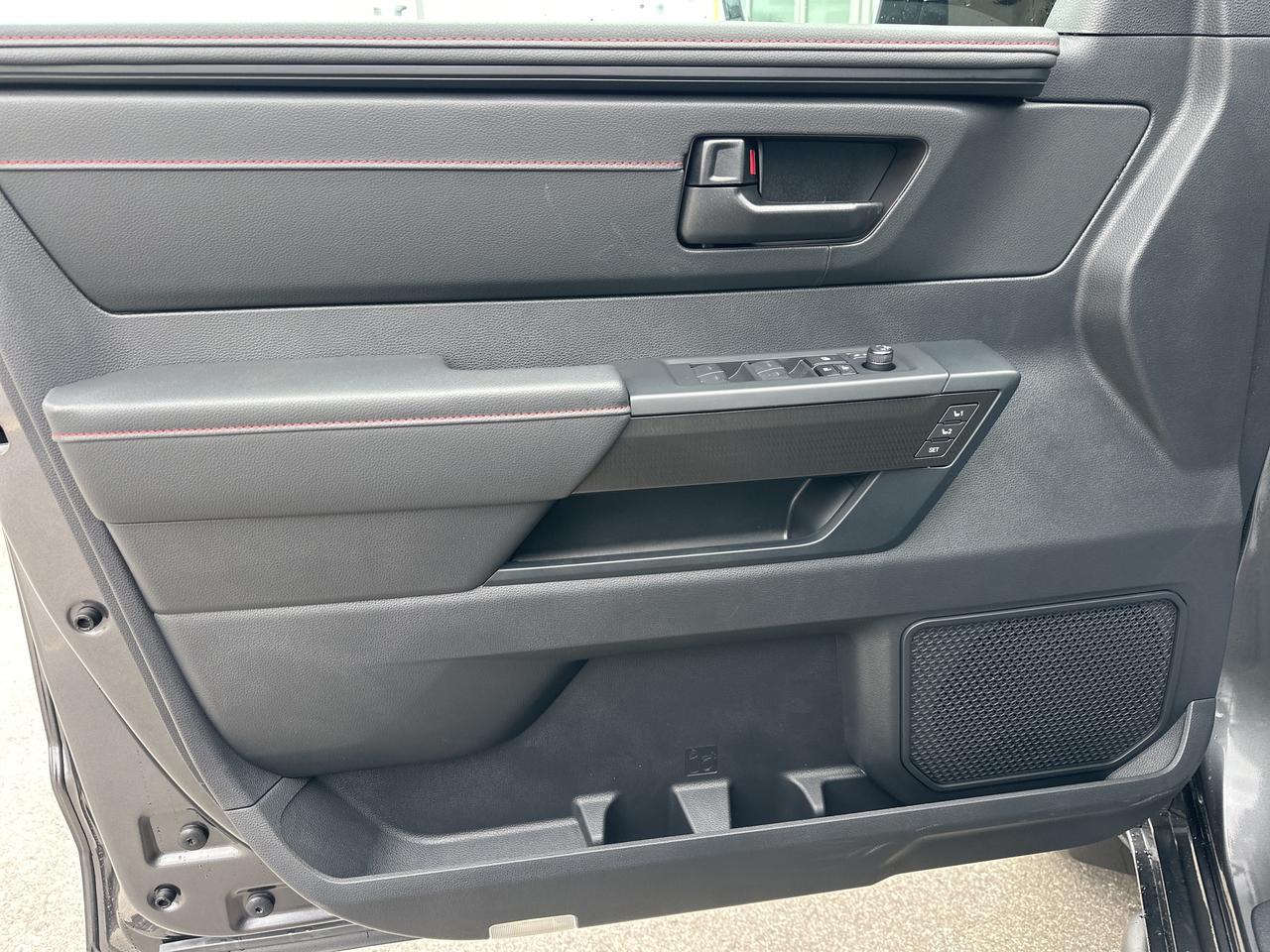 2026 Toyota Tundra LIMITED HYBRID Photo