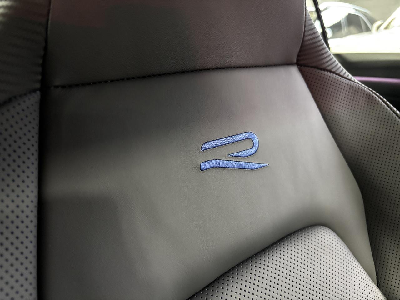 2025 Volkswagen Golf R DSG|AWD|HATCHBACK|NAV|HARMANKARDON|HEADSUP|AMBIENT Photo