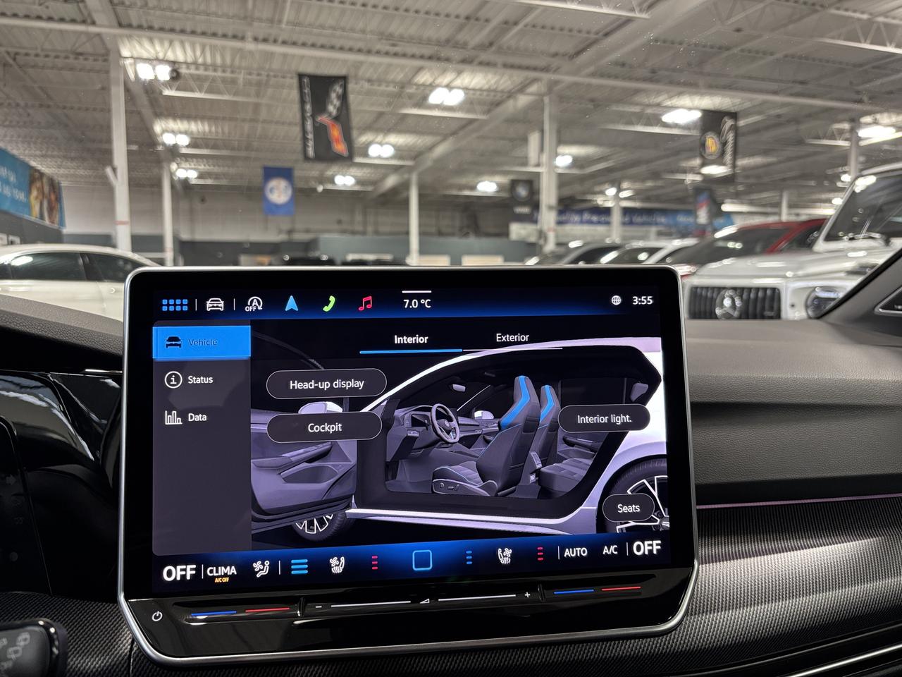 2025 Volkswagen Golf R DSG|AWD|HATCHBACK|NAV|HARMANKARDON|HEADSUP|AMBIENT Photo