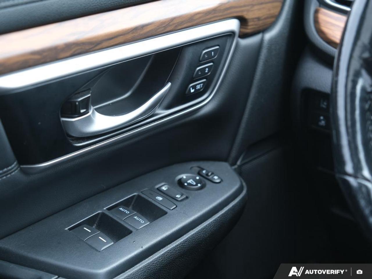 2020 Honda CR-V NAVIGATION Photo