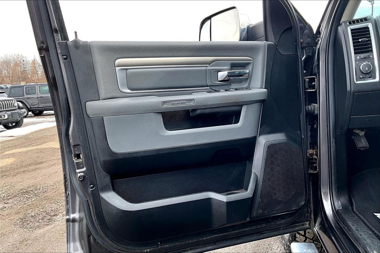 2014 RAM 1500 Big Horn Crew | 6'4" Bed | RamBox | AS IS | 4X4 Photo