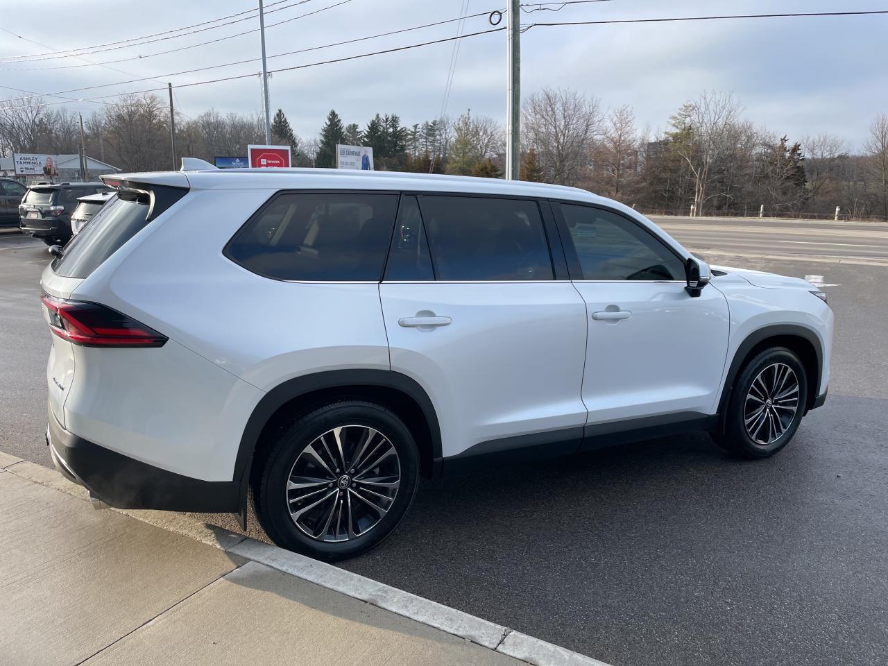 2025 Toyota Grand Highlander Hybrid Platinum MAX Photo