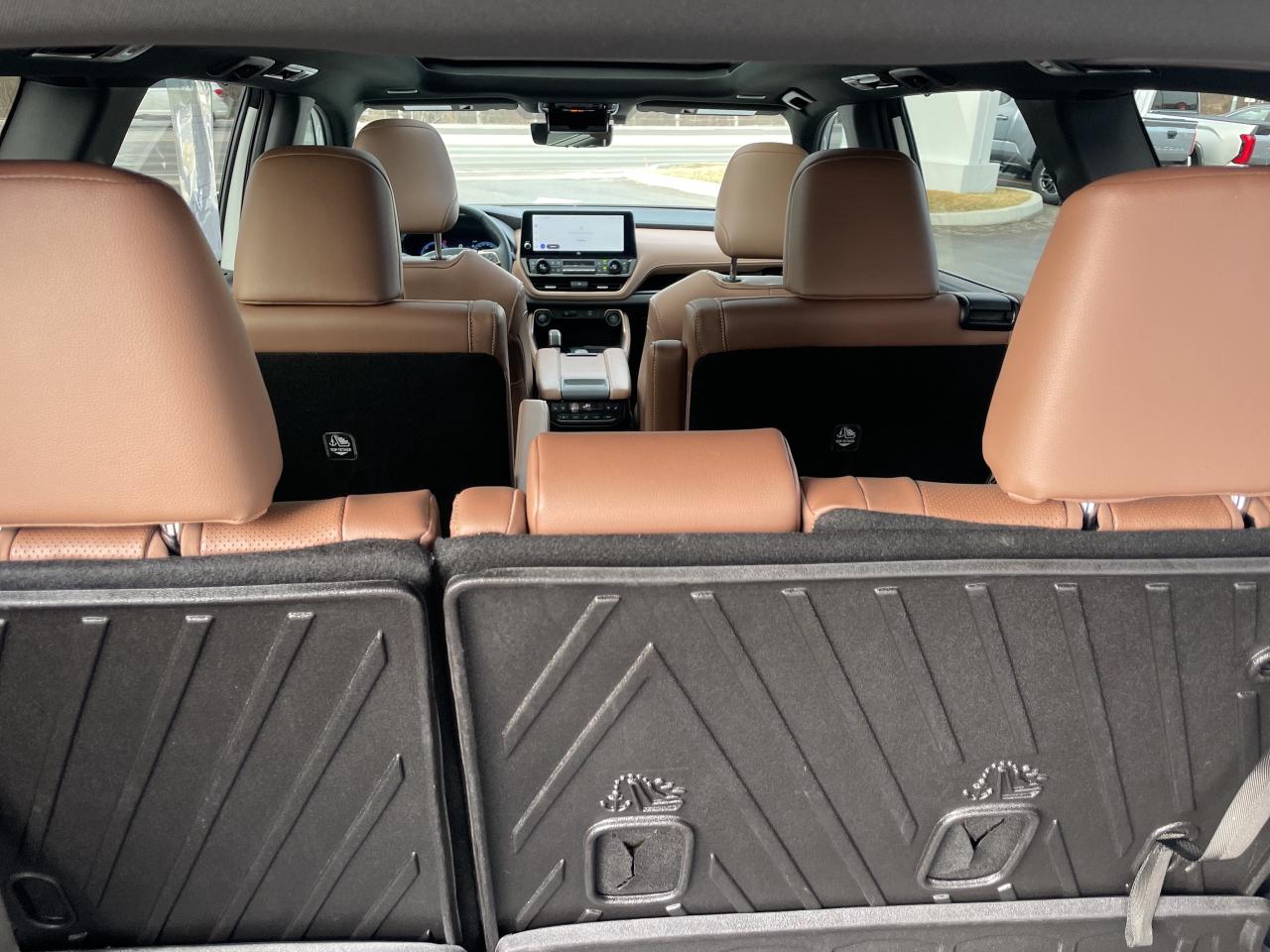 2025 Toyota Grand Highlander Hybrid Platinum MAX Photo