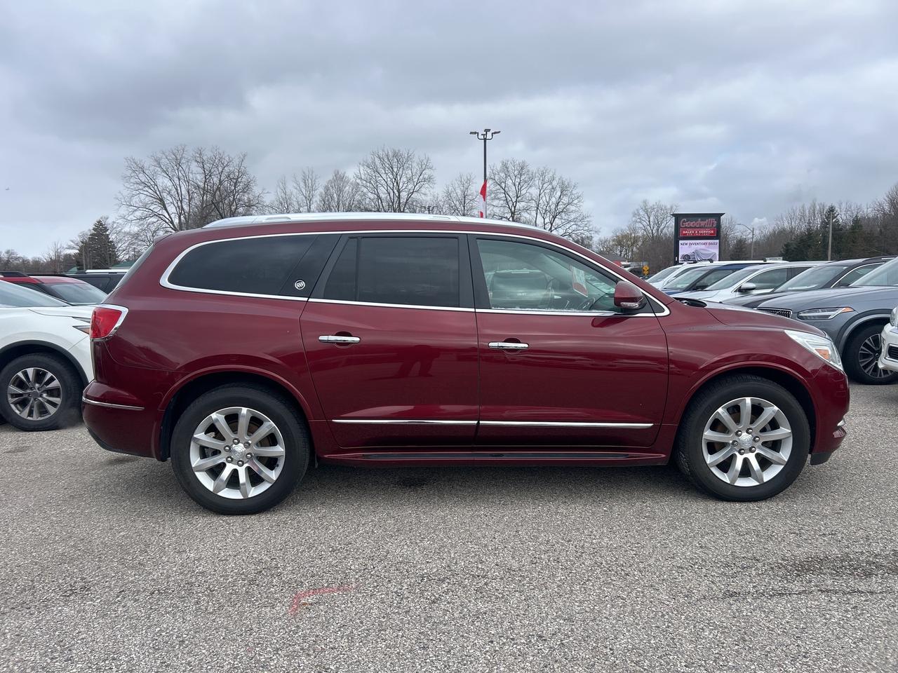 2017 Buick Enclave PREMIUM EDITION, 7 PASSENGER, AWD, SUNROOF! - Photo #7